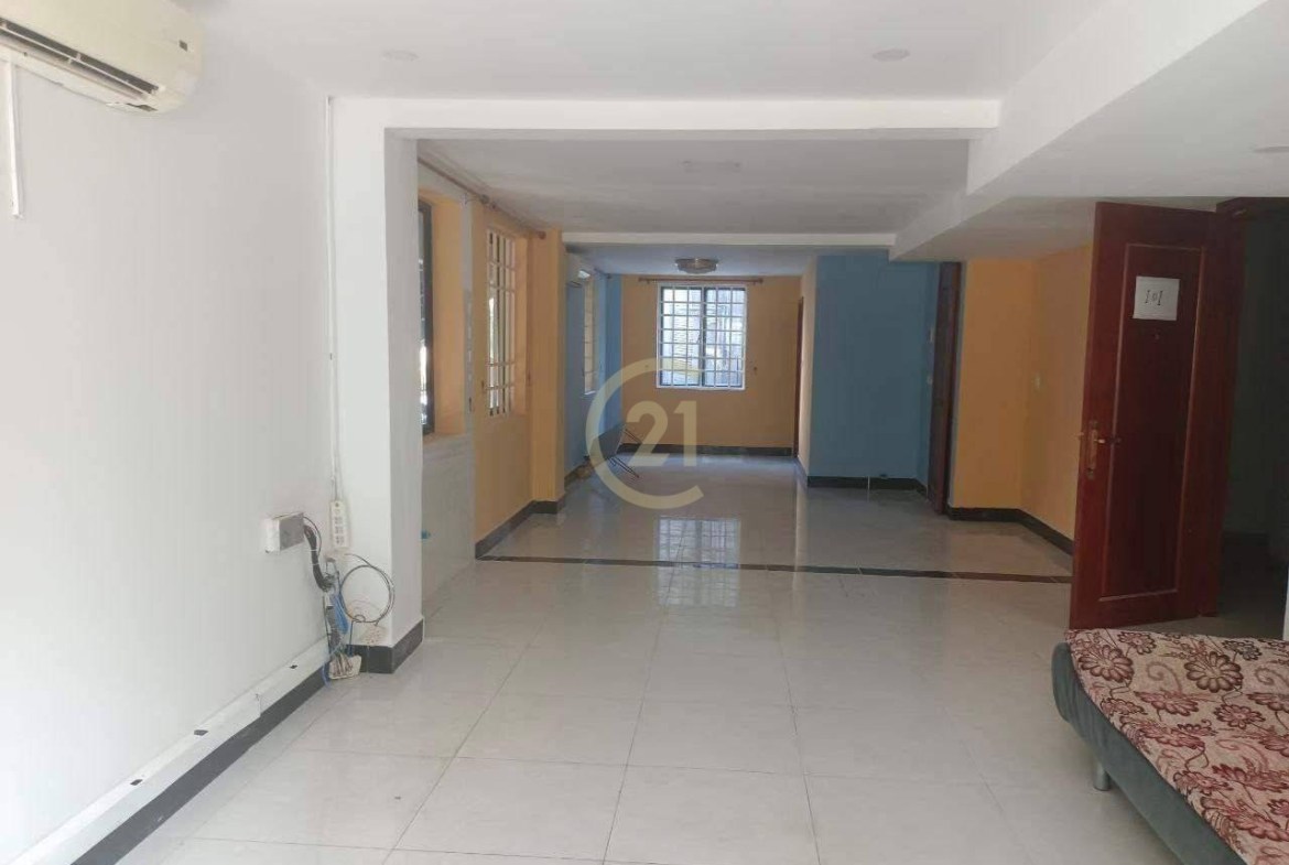 Nice Building for rent at Tuol Tompog