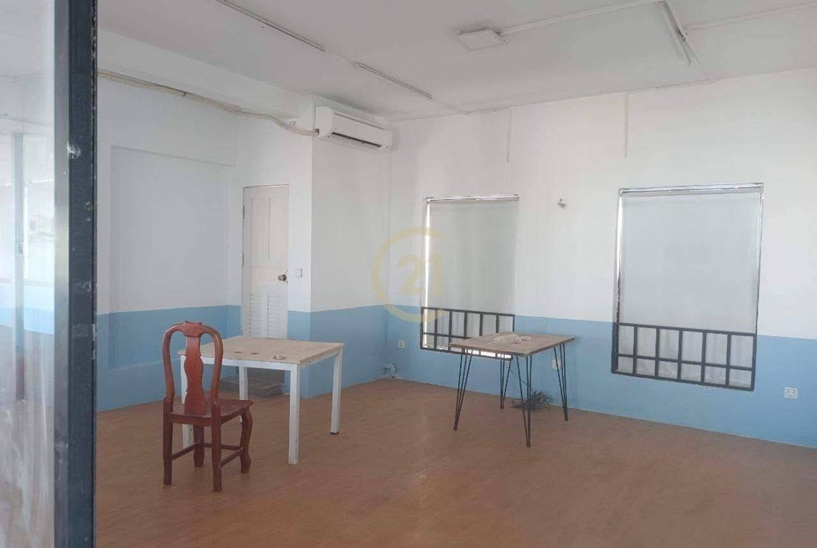 Nice Building for rent at Tuol Tompog