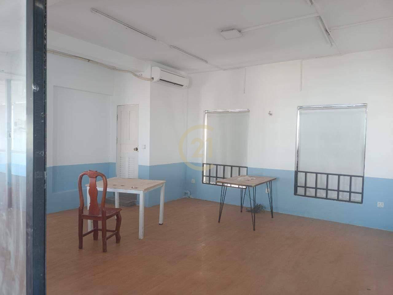 Nice Building for rent at Tuol Tompog