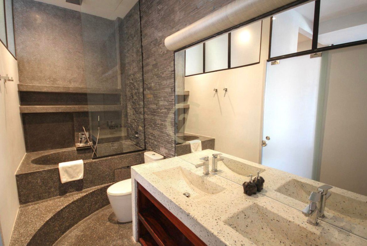 LUXURY ONE BEDROOM FOR RENT AT PSAR THMEI