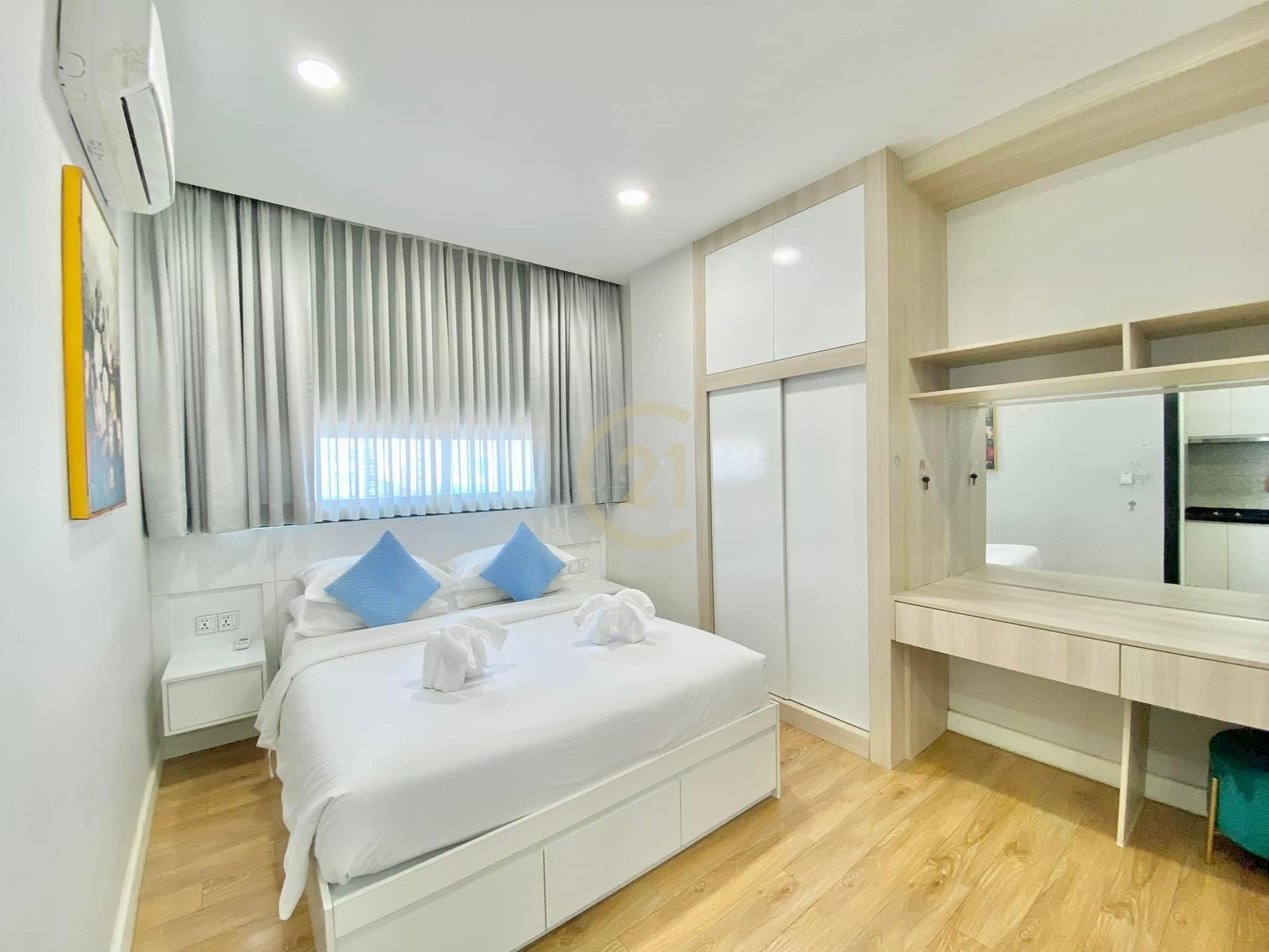 LUXERY ONE BEDROOM FOR RENT
