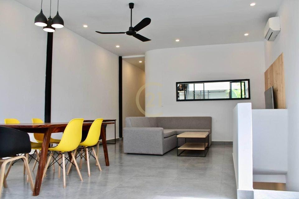 3 RENOVATE THREE BEDROOM FOR RENT