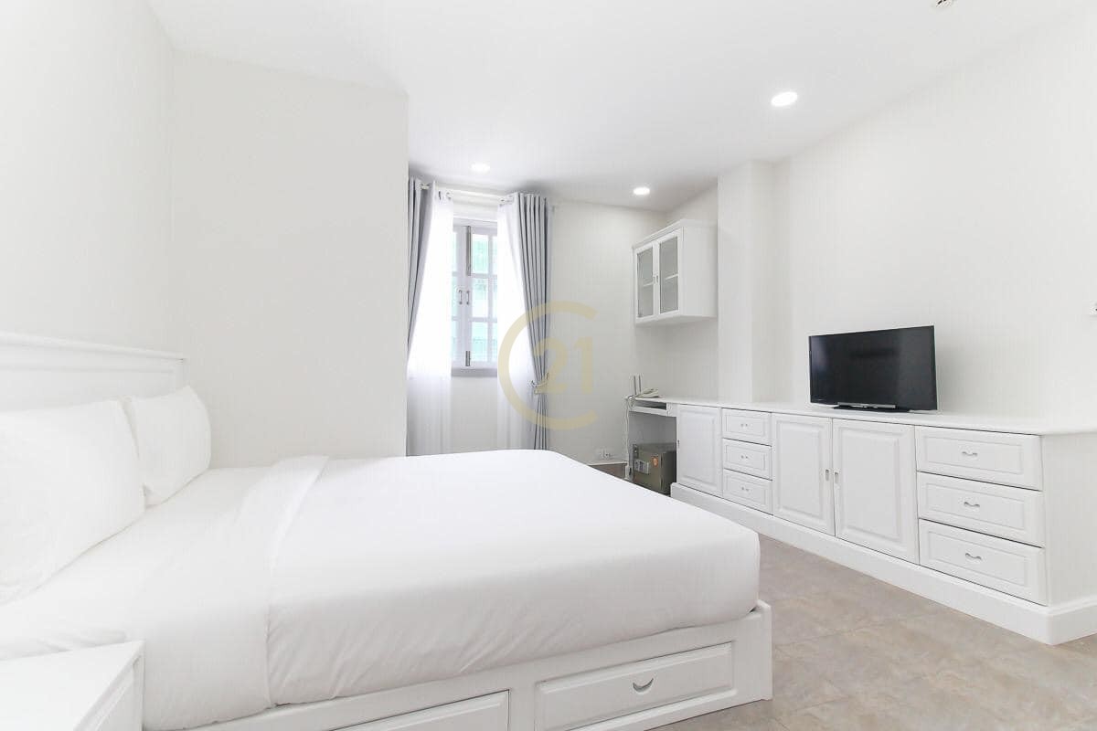 LUXERY TWO BEDROOM FOR RENT
