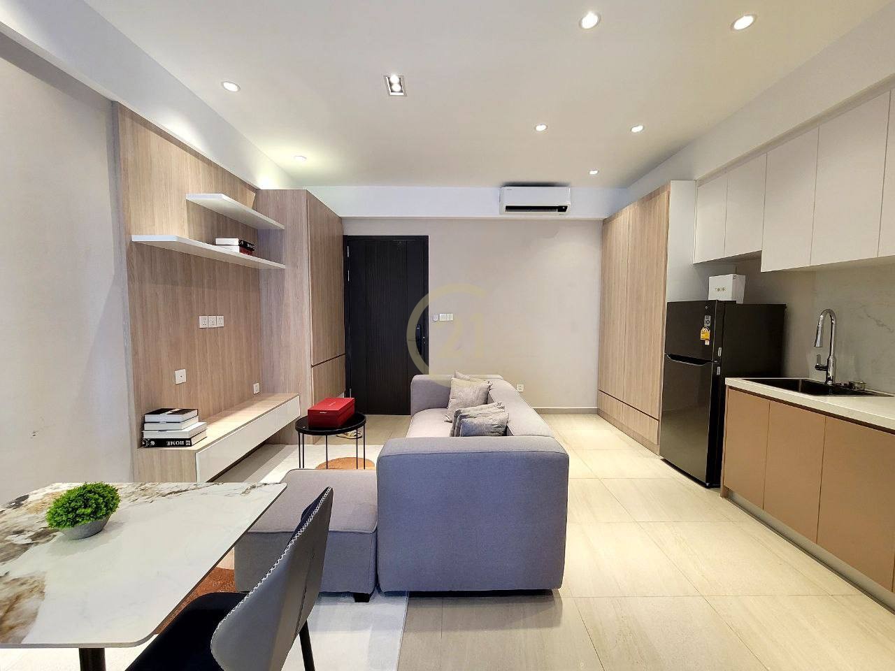 LUXERY ONE BEDROOM FOR RENT