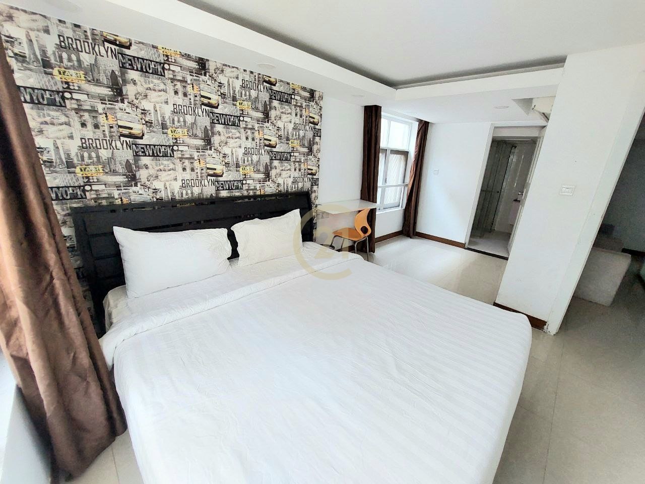 4 LUXERY THREE BEDROOM FOR RENT