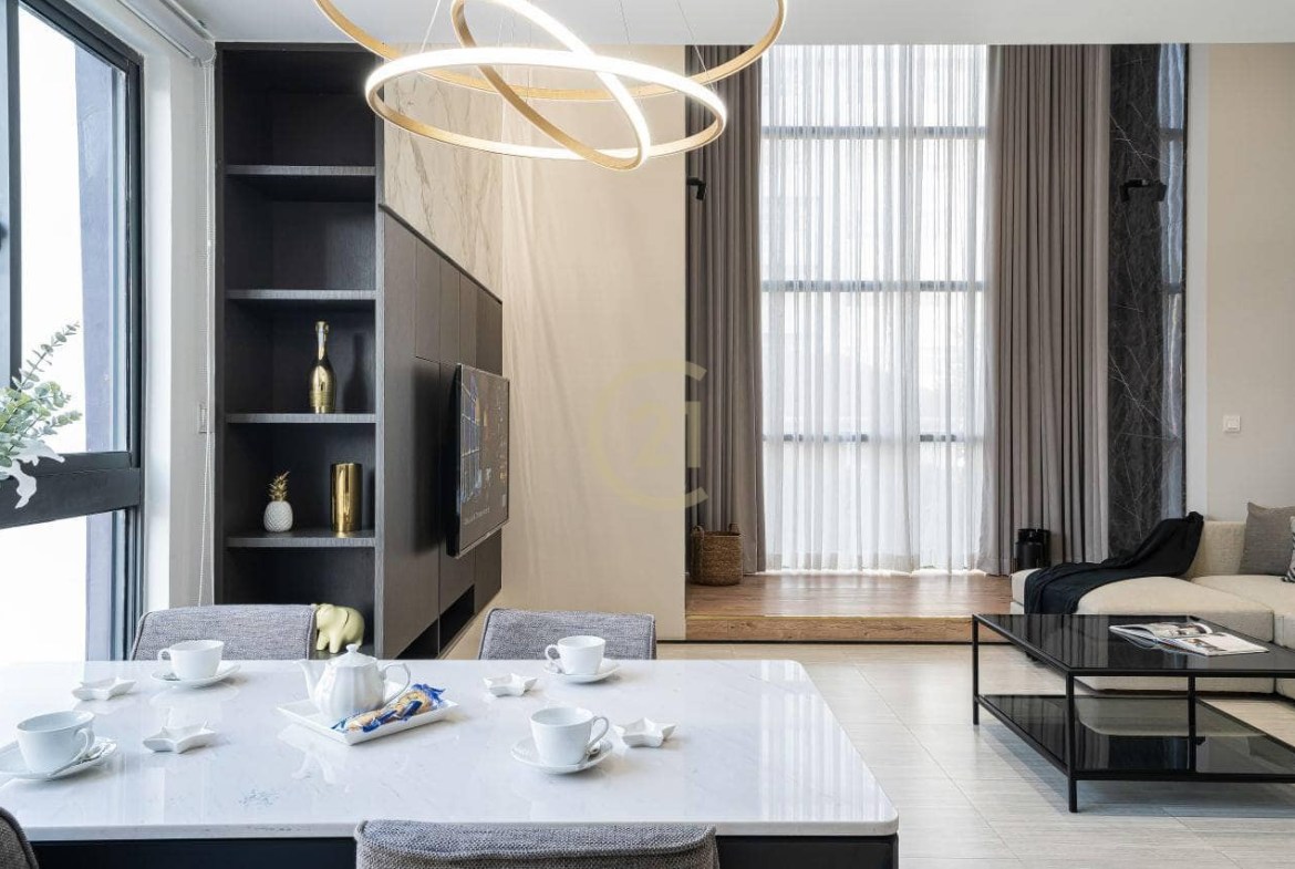 LUXERY DUPLEX FOR RENT