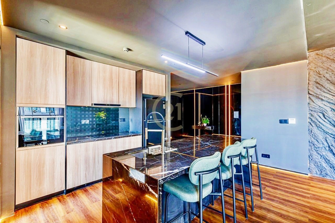 4 WESTERN TWO BEDROOM FOR RENT