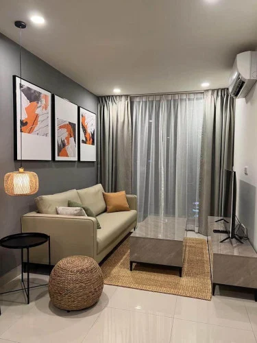 LUXERY THREE BEDROOM FOR RENT