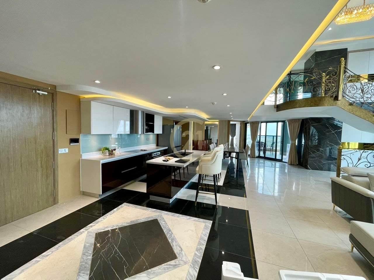 Penthouse four bedroom for rent with fully furnished