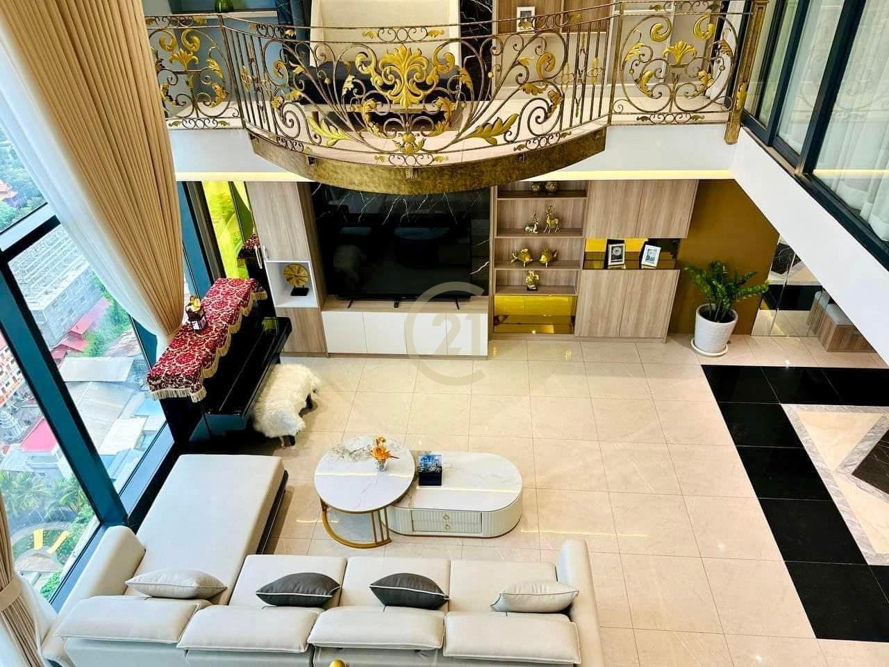 Penthouse four bedroom for rent with fully furnished