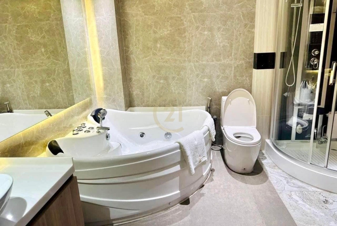 Penthouse four bedroom for rent with fully furnished