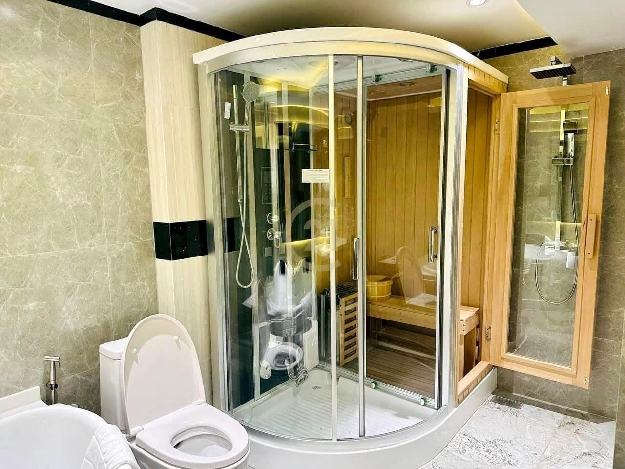 Penthouse four bedroom for rent with fully furnished