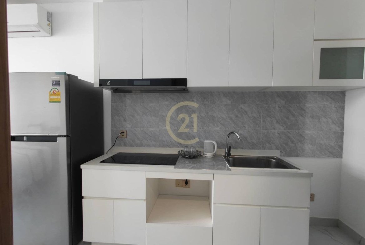 Modern studio room for rent