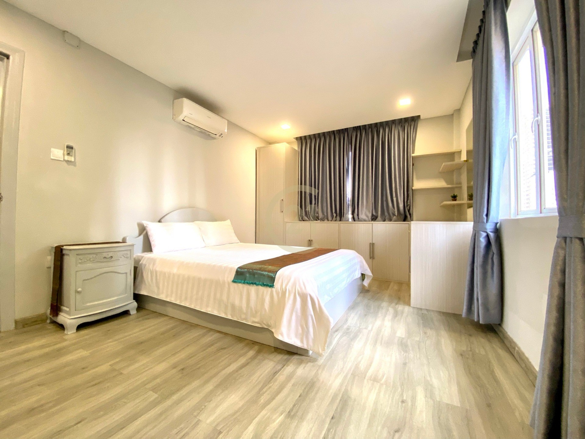 4958D8DB-8E71-4D47-9BE8-27E06769FB79 Luxury Two bedroom for rent in bKK1