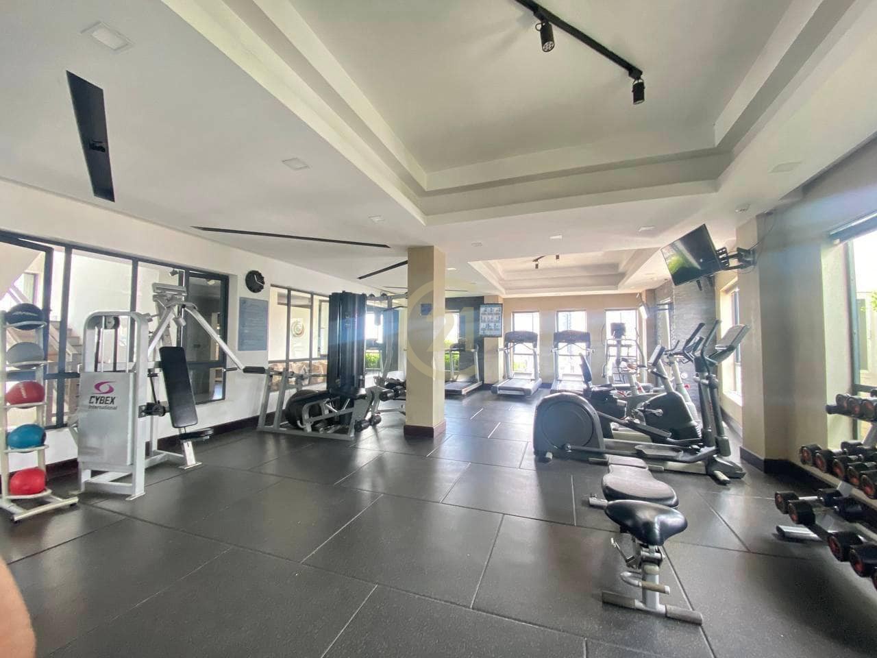 5 LUXERY TWO BEDROOM FOR RENT