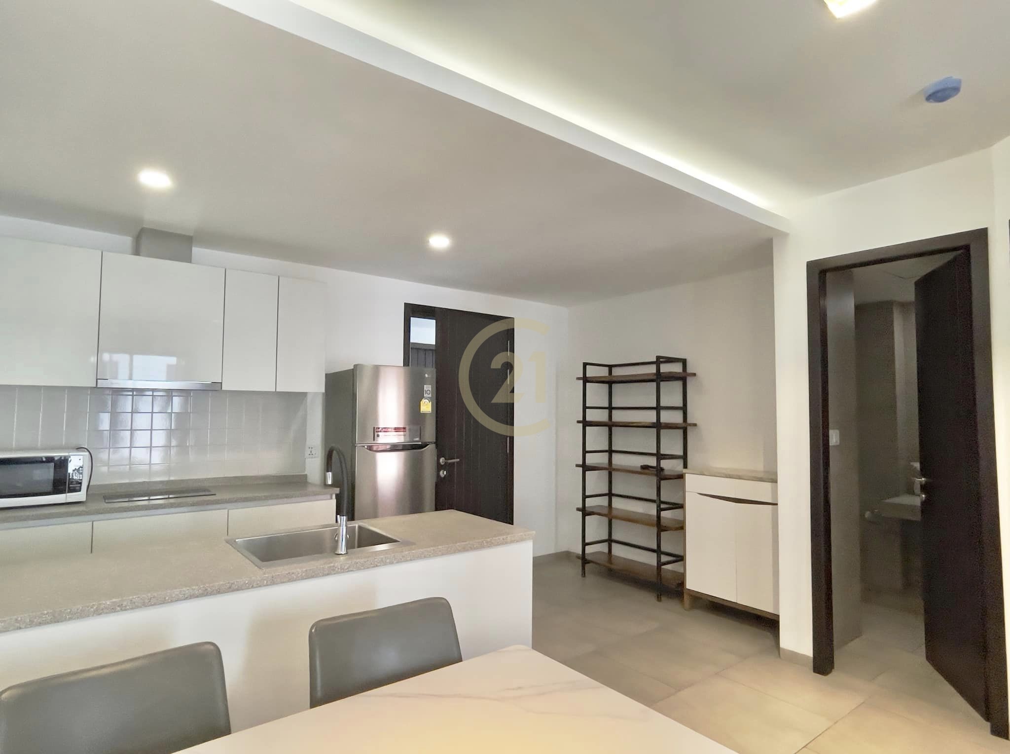 MODERN ONE BEDROOM FOR RENT
