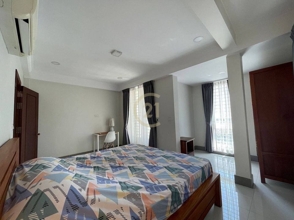 5 LOVELY ONE BEDROOM FOR RENT