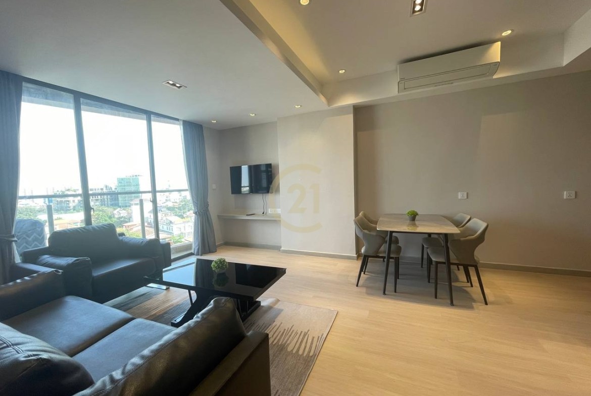 LUXERY THREE BEDROOM FOR RENT