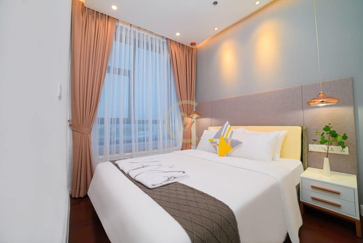 LUXERY THREE BEDROOM FOR RENT