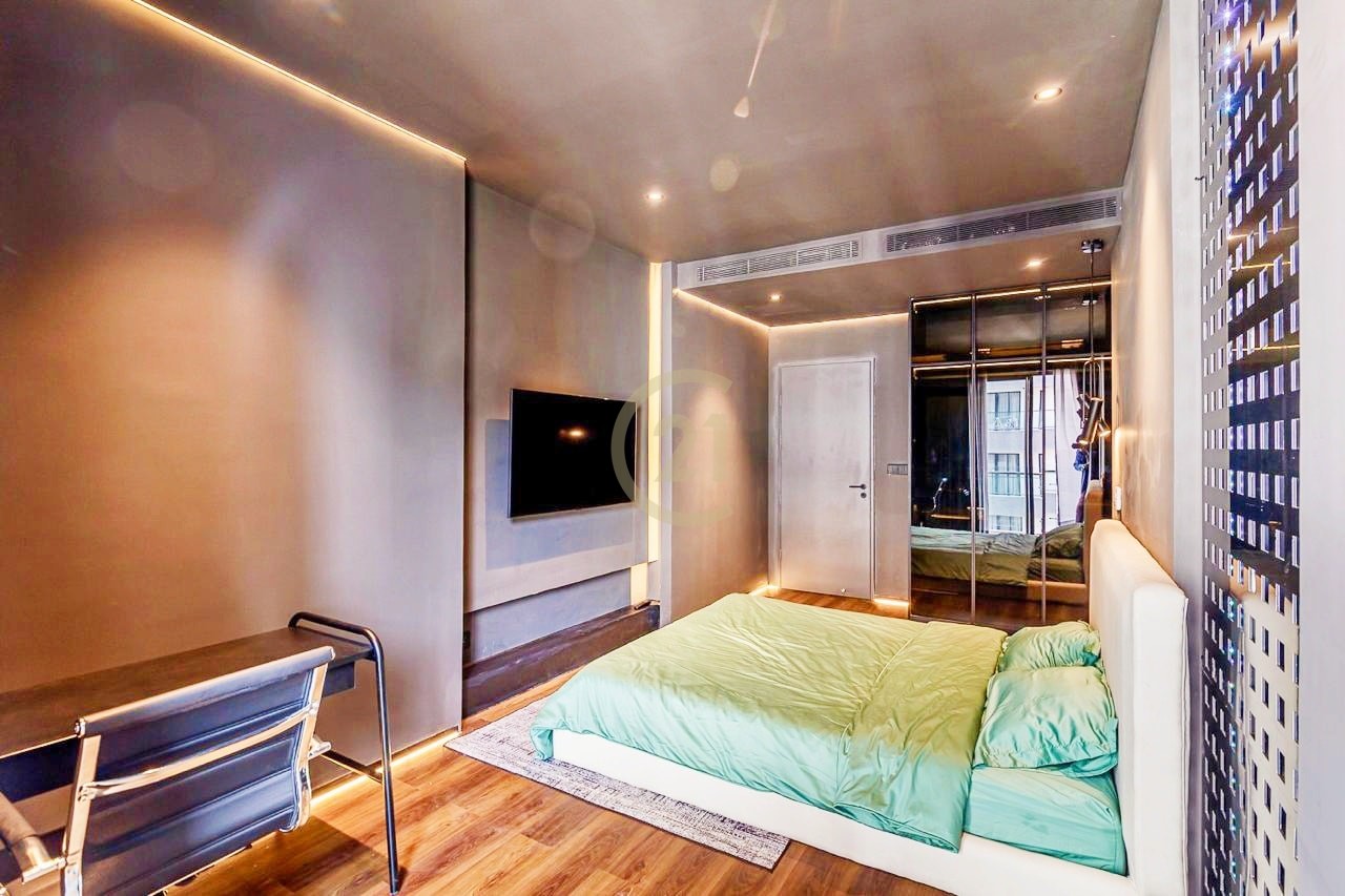 6 WESTERN TWO BEDROOM FOR RENT