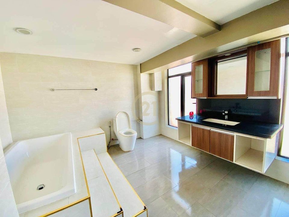 MODERN TWO BEDROOM FOR RENT