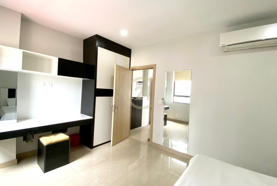 Modern Two bedroom for rent at 7 Makara