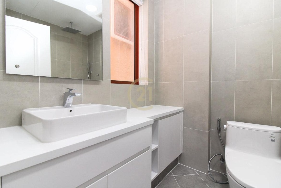 LUXERY TWO BEDROOM FOR RENT