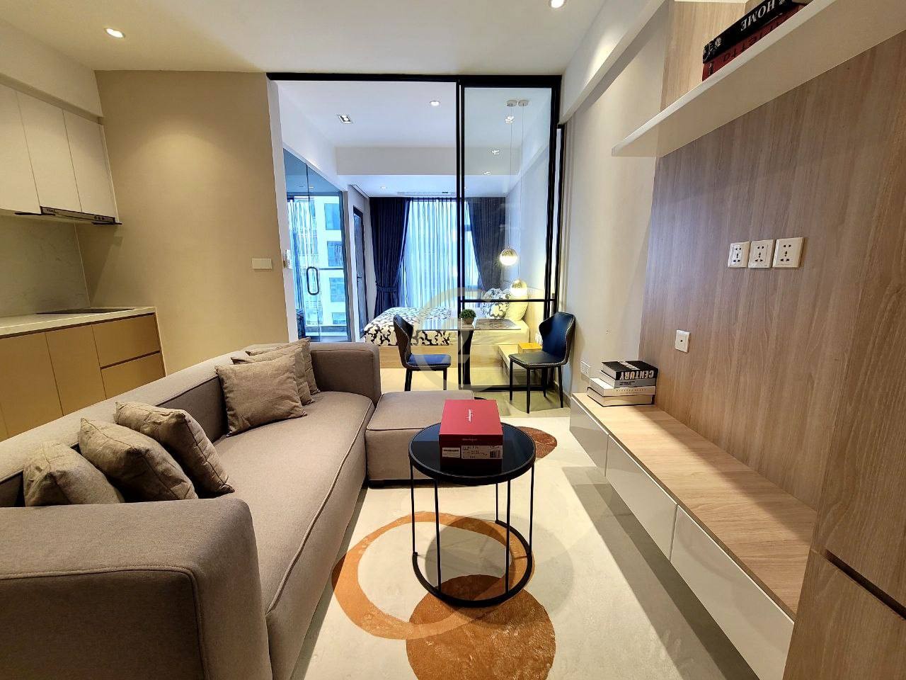 LUXERY ONE BEDROOM FOR RENT