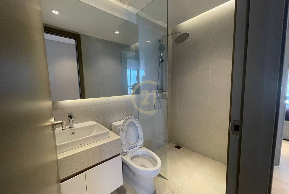 LUXERY THREE BEDROOM FOR RENT