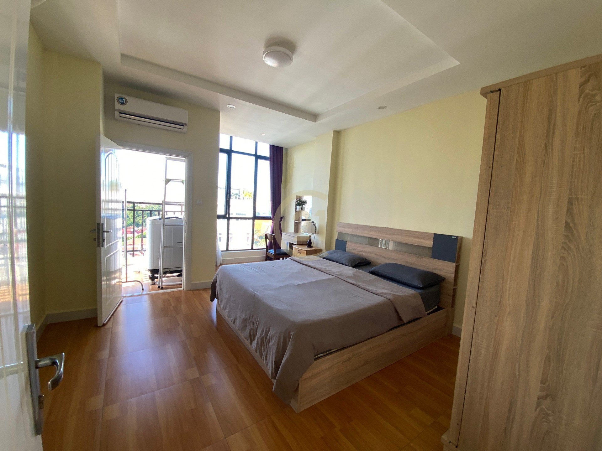 7F4BE4F8-0C21-4B68-8DBA-0B4BAF3935E0 Gorgeous one bedroom for rent at doun penh