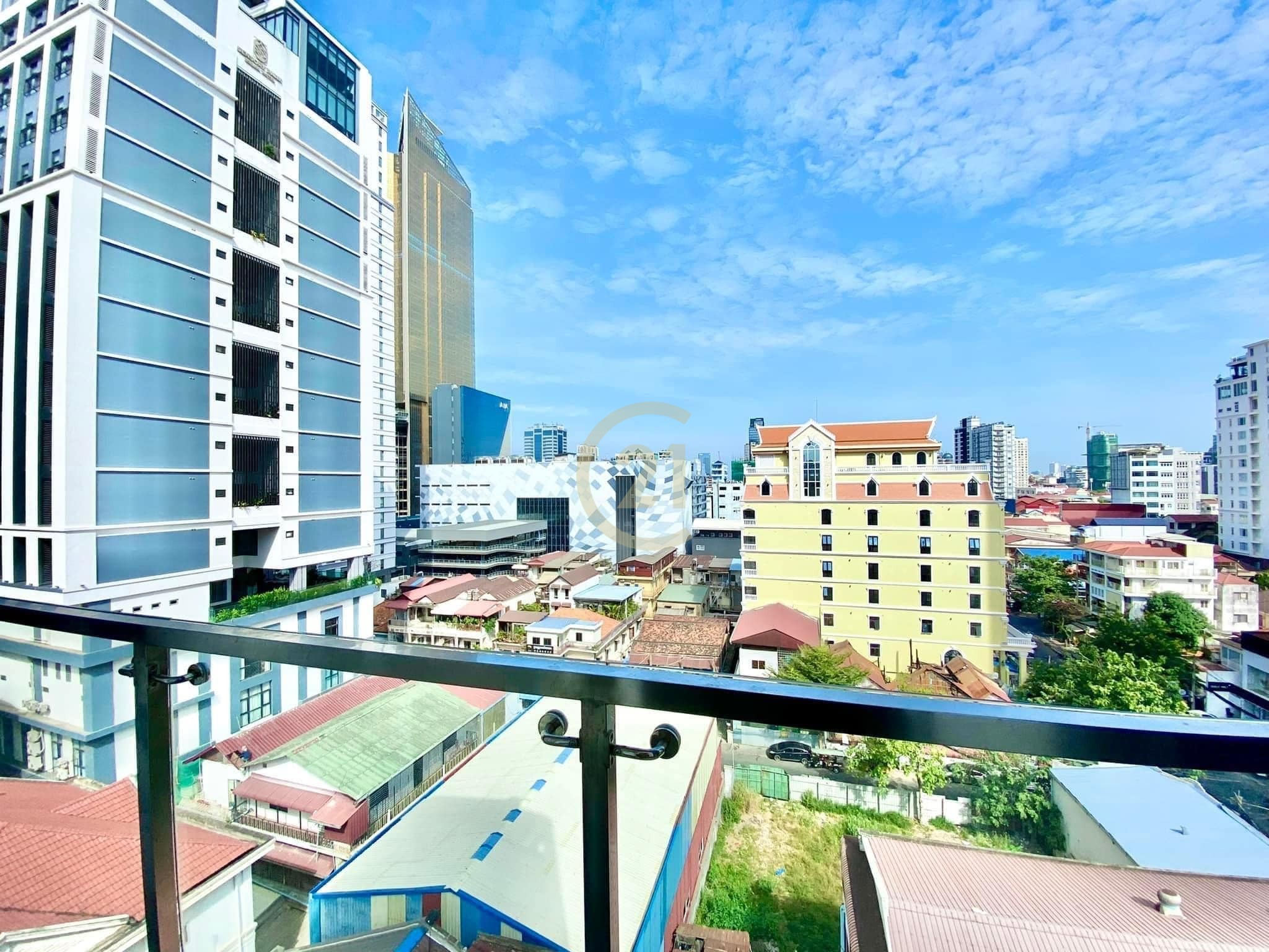 LUXERY ONE BEDROOM FOR RENT