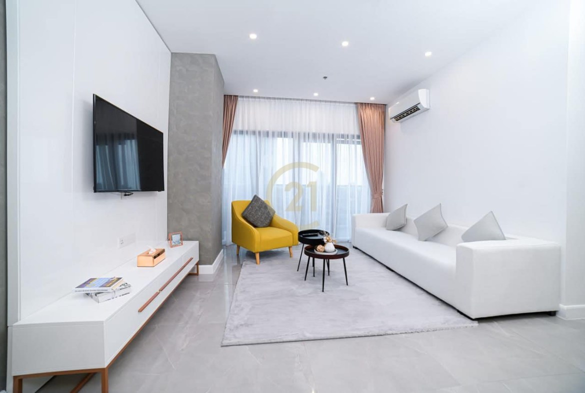 LUXERY THREE BEDROOM FOR RENT