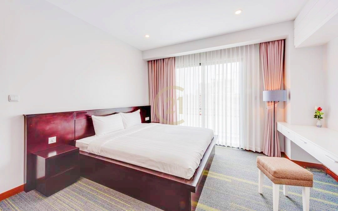 8 CLASSIC PENTHOUSE FOR RENT