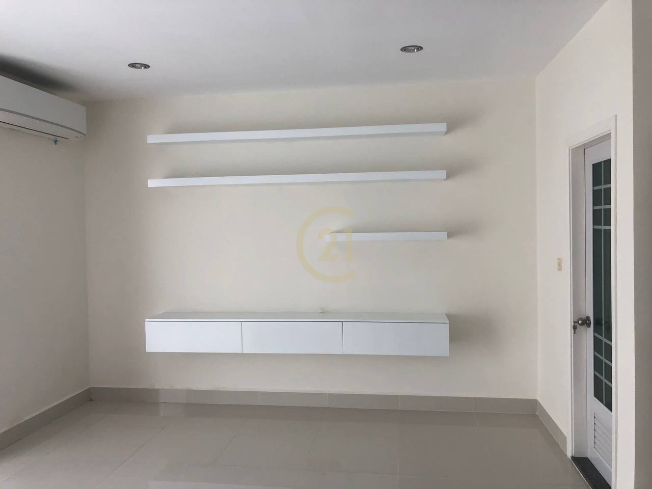 Villa for rent at Borey Peng Hout1