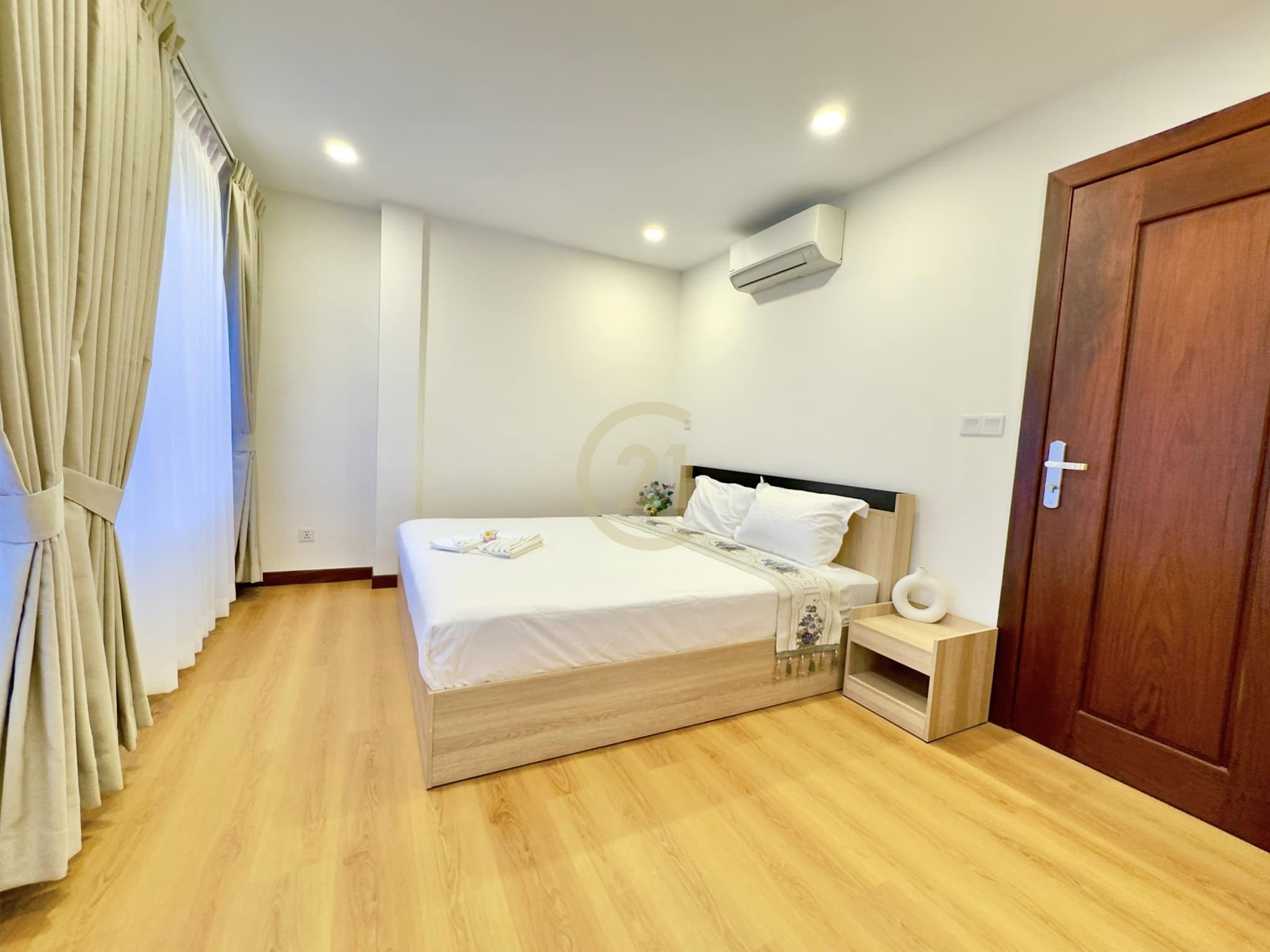 MODERN TWO BEDROOM FOR RENT