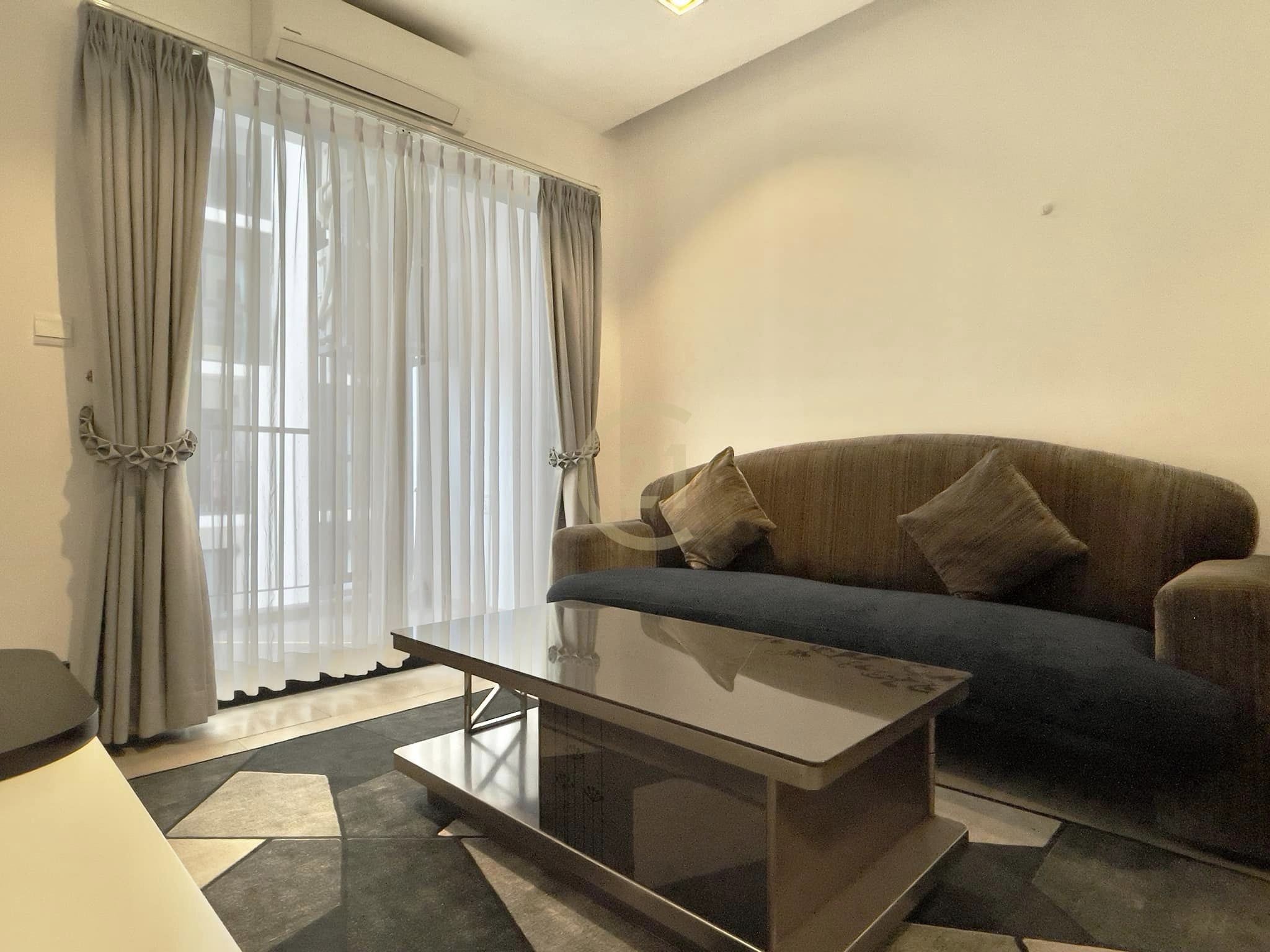 MODERN ONE BEDROOM FOR RENT