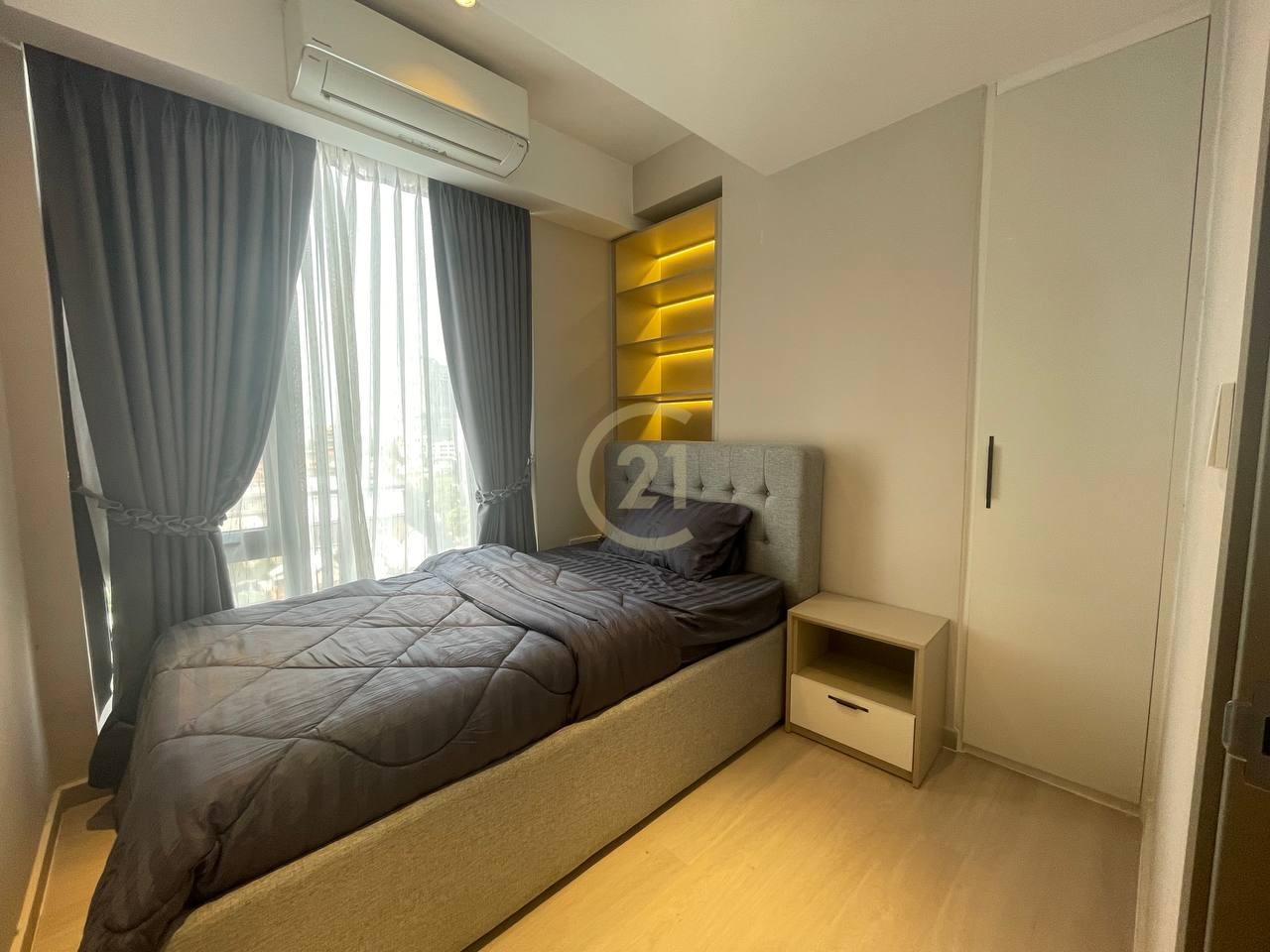 LUXERY THREE BEDROOM FOR RENT