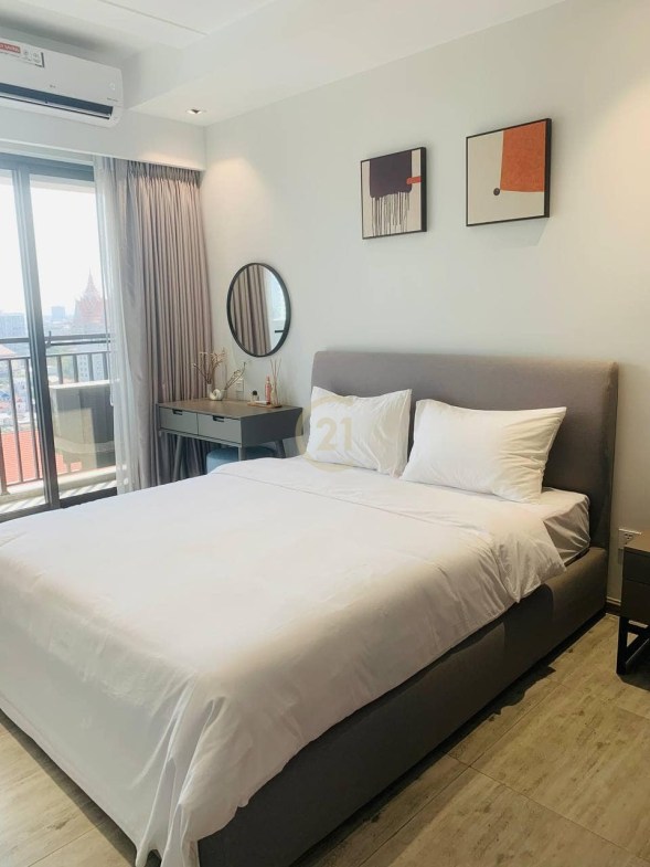 LUXERY DUPLEX FOR RENT