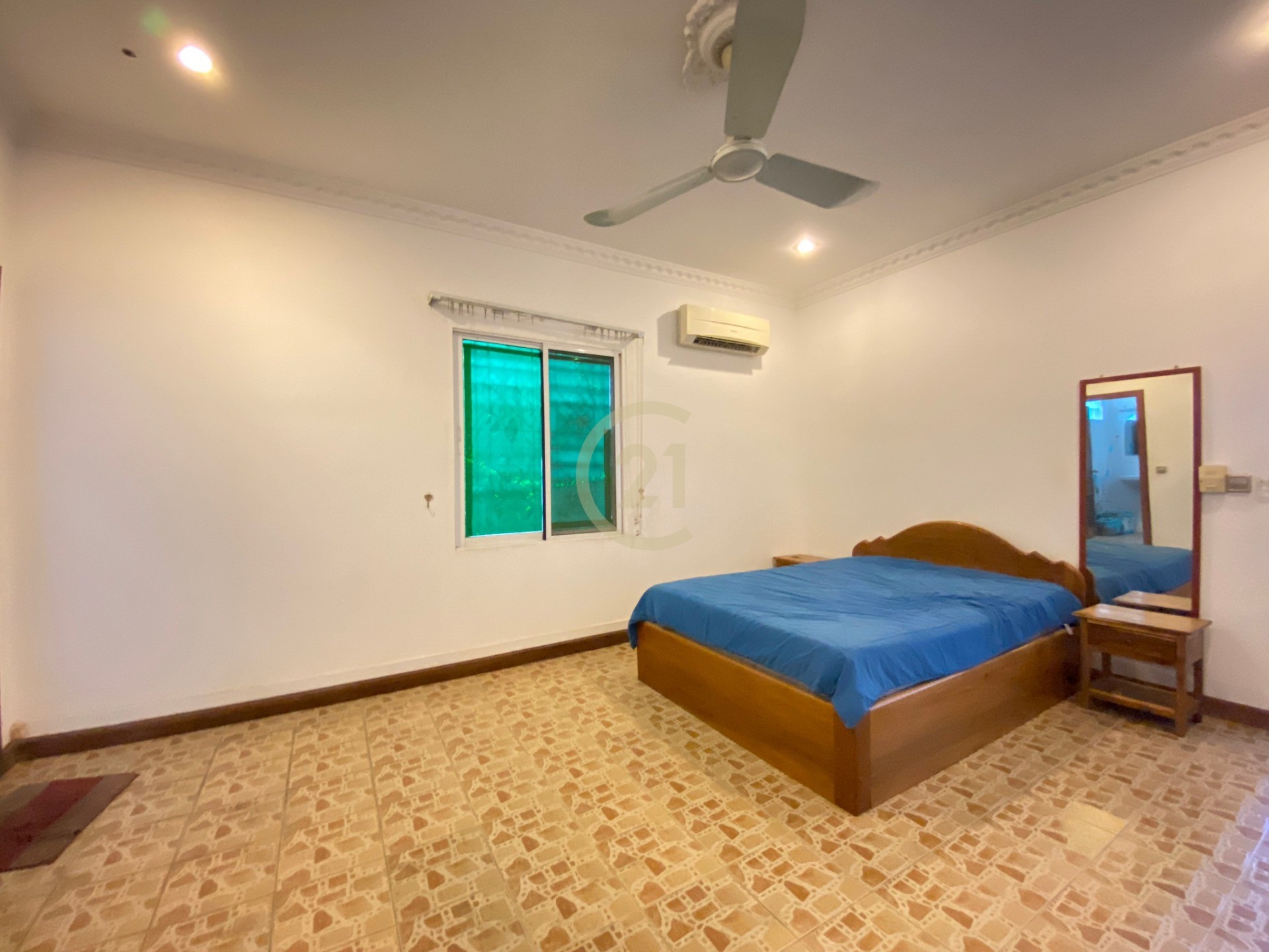 Flat house one bedroom for rent at Doun Penh