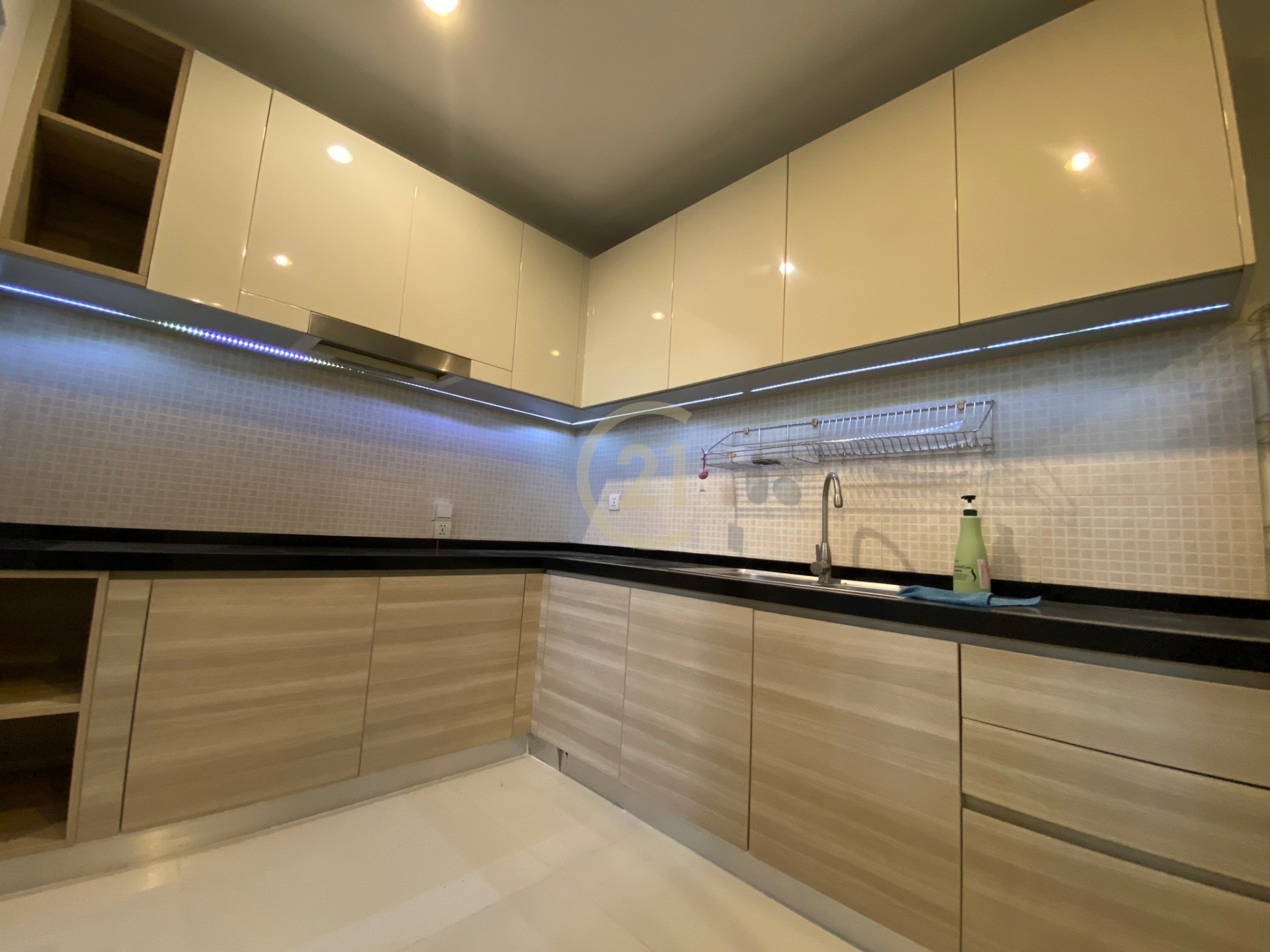Luxury Villa for rent at Peng Hout near aeon 2