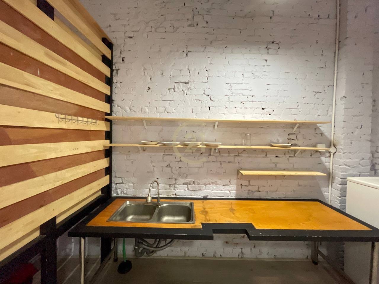 Nice studio room for rent at Doun Penh