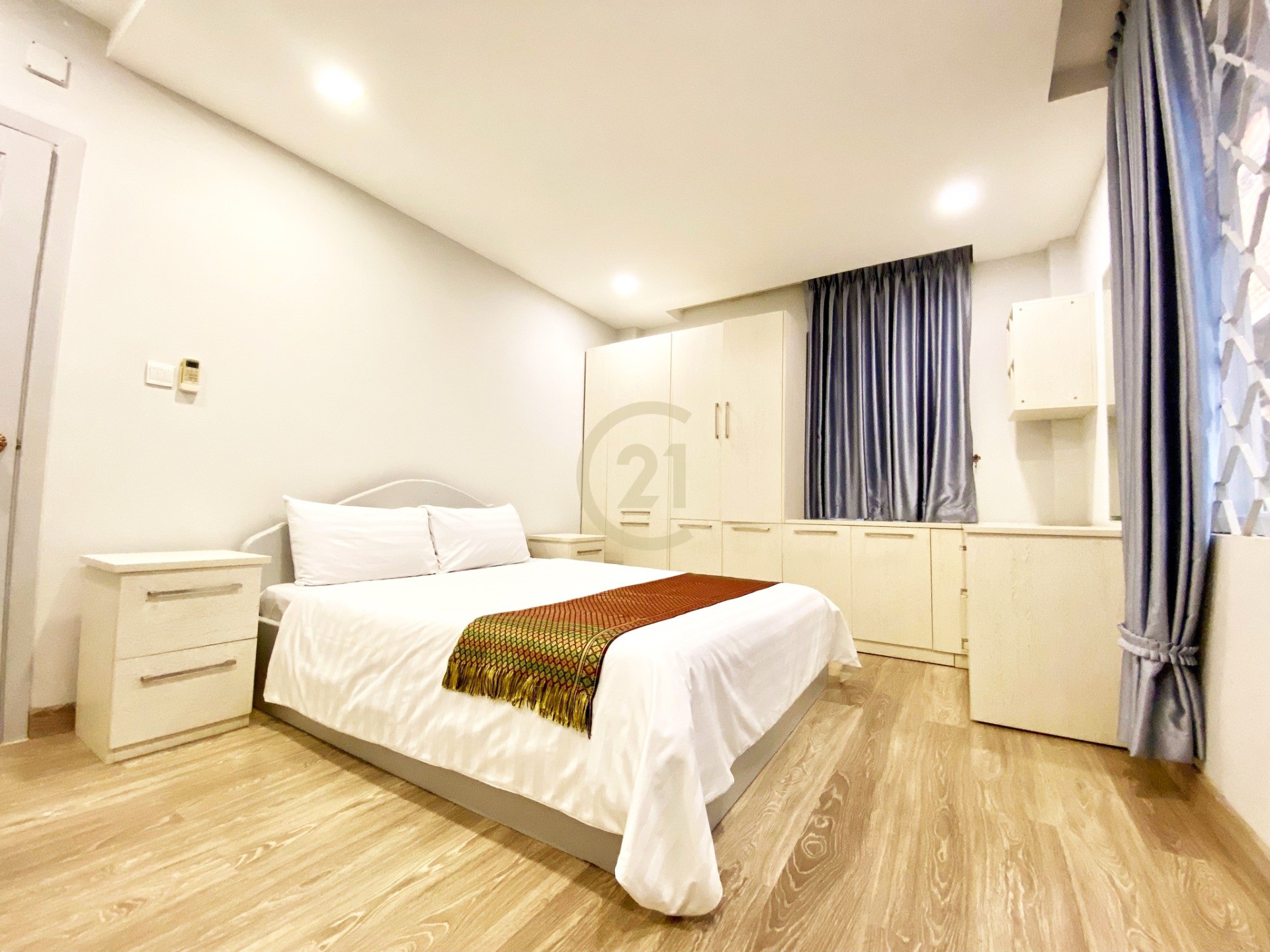 D2200FF2-F3CE-4CF9-B40D-8358782BBE43 Luxury Two bedroom for rent in bKK1