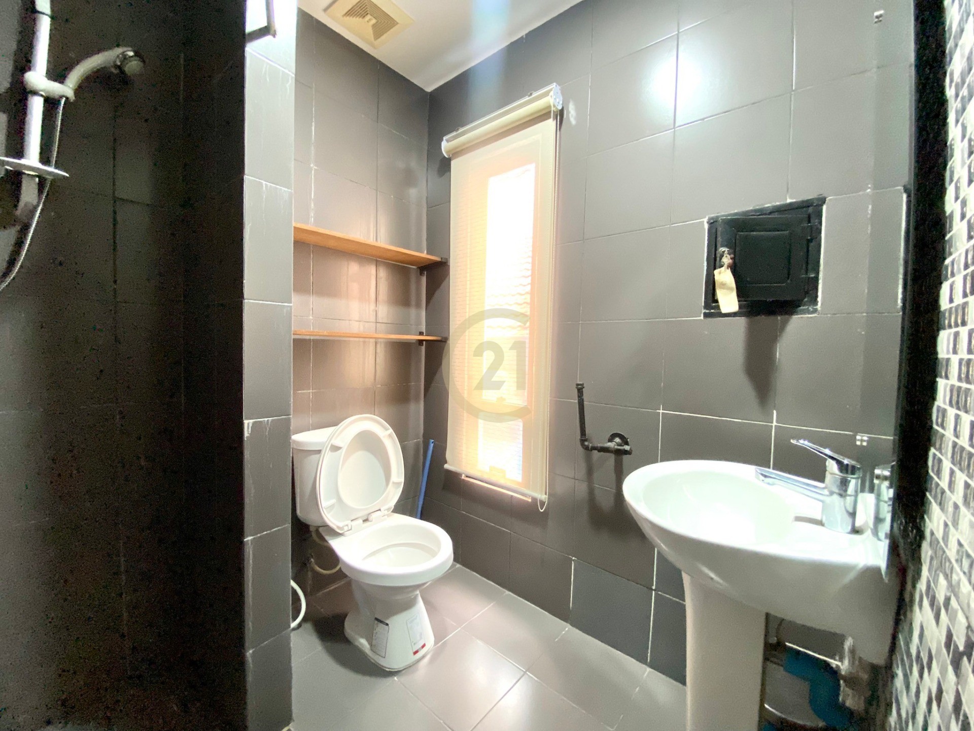 Luxury One bedroom for rent at Baccac land