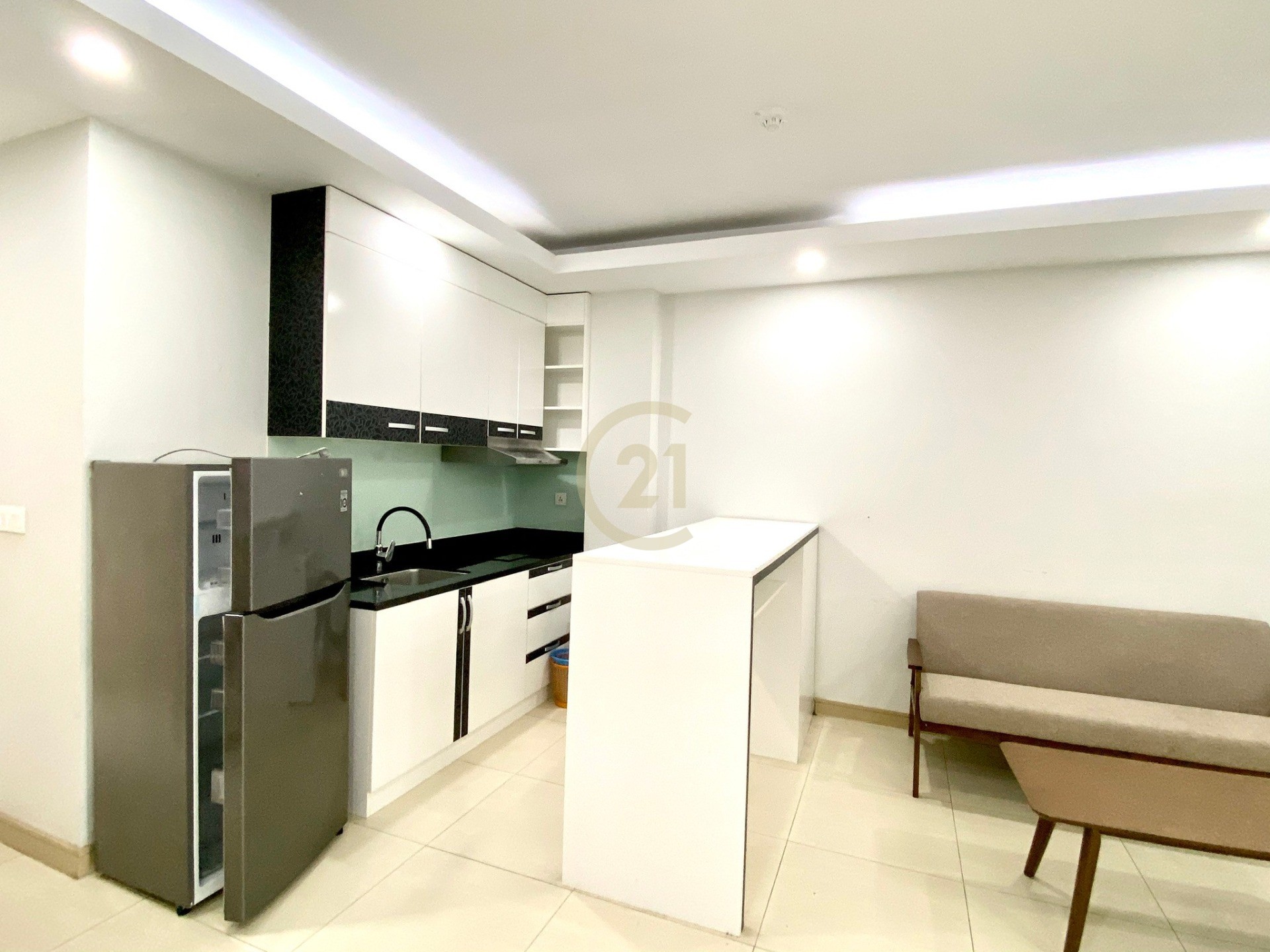 EC7BD778-8D18-43FC-A05A-41458E7A1128 Modern Two bedroom for rent at 7 Makara