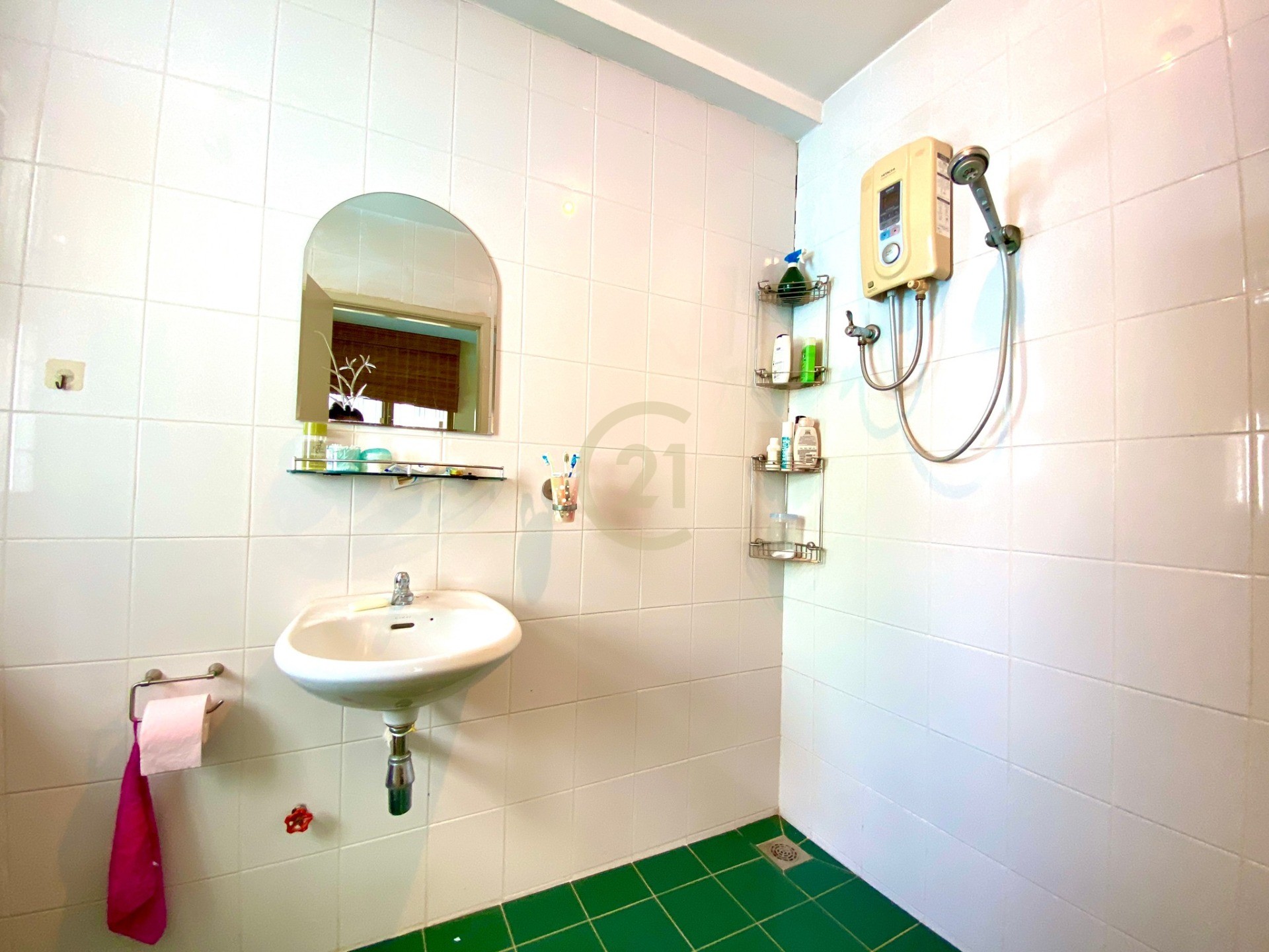 Townhouse two bedroom for rent at duan penh
