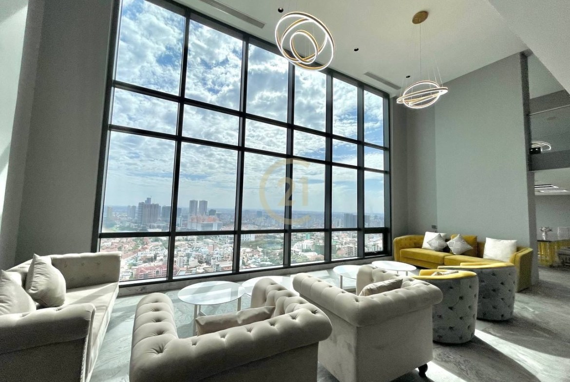 Penthouse 5 bedroom for sale at Aeon1 supermarket