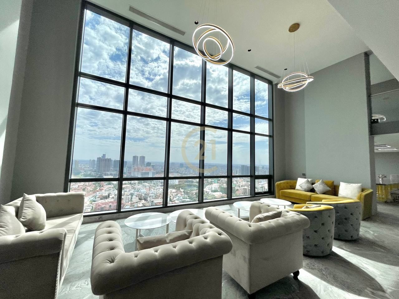 Penthouse 5 bedroom for sale at Aeon1 supermarket