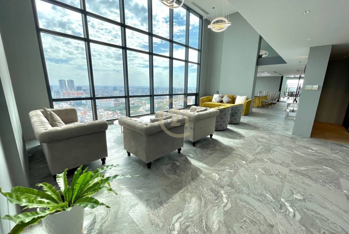 Penthouse 5 bedroom for sale at Aeon1 supermarket