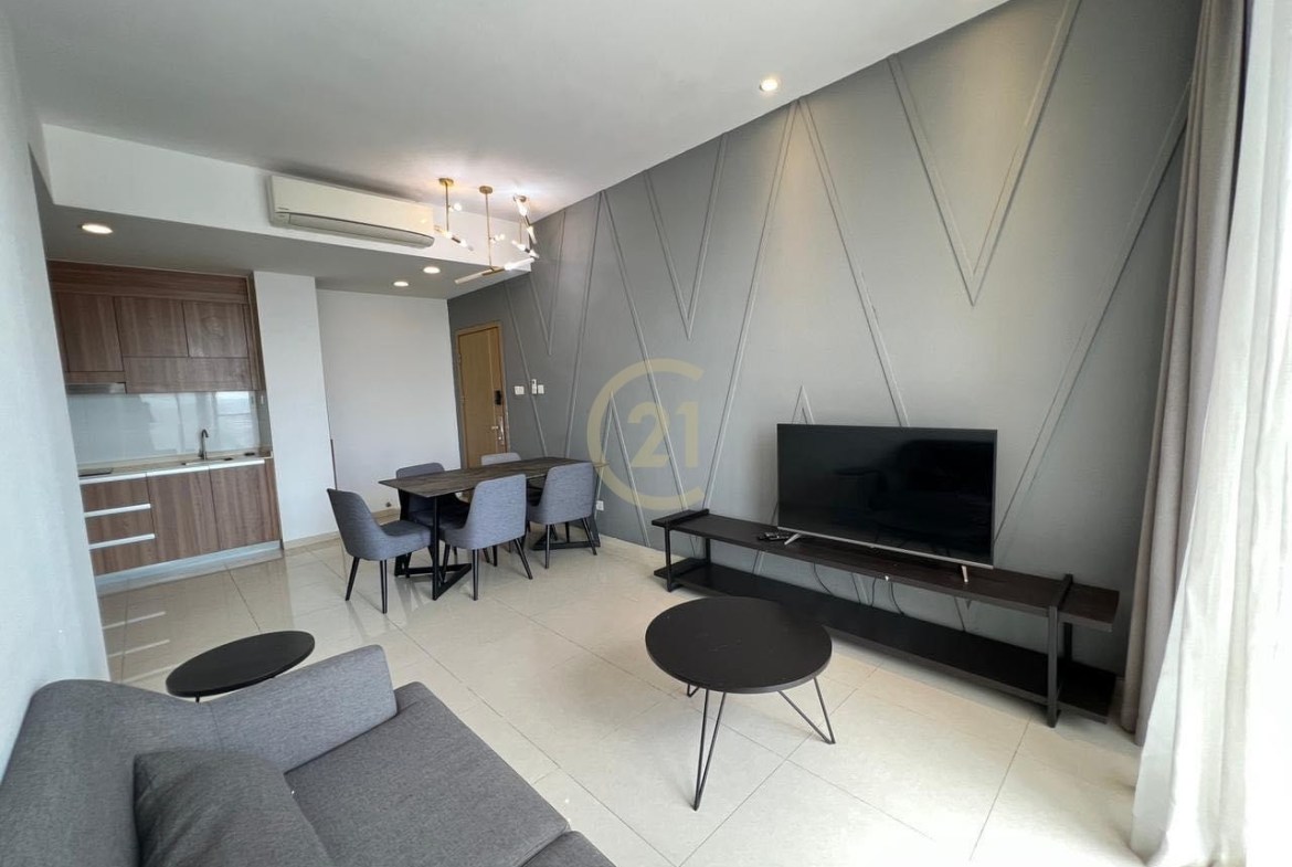 Condo for rent at Skyline