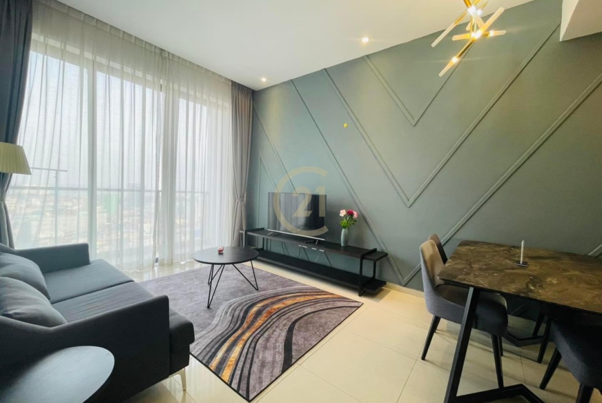 Condo for rent at Skyline